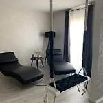 Krieger Liebeshotel