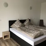 Liebeshotel Krieger Bueren (Westphalia)