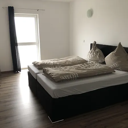 Krieger Liebeshotel Bueren (Westphalia)